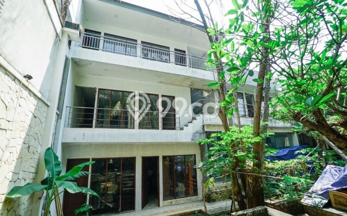 Rumah Elit LB 1400m2 Siap Pakai Desain Elegan di Kemang, Jakarta Selatan Rumah Elit LB 1400m2 Siap Pakai Desain Elegan di Kemang, Jakarta Selatan