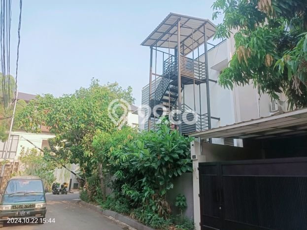 Jual Rumah Mewah Elegan Dengan View Eksklusif di Pondok Indah, Jakarta Selatan Jual Rumah Mewah Elegan Dengan View Eksklusif di Pondok Indah, Jakarta Selatan