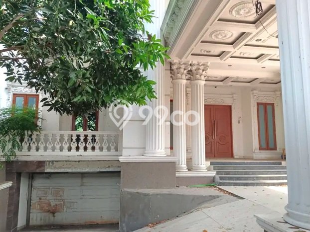 Rumah Eksklusif Dijual LT 702m2 di Senen, Jakarta Pusat Rumah Eksklusif Dijual LT 702m2 di Senen, Jakarta Pusat