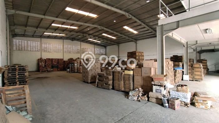 Gudang Area Premium di Jababeka, Luas 900m², Jalan Utama Gudang Area Premium di Jababeka, Luas 900m², Jalan Utama