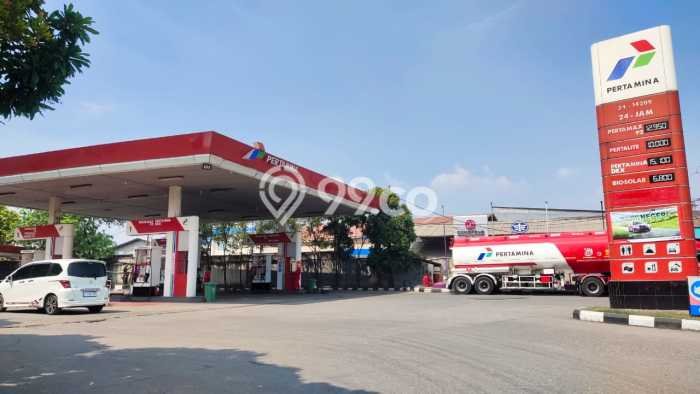 Unit Komersial Dijual di Koja Jakarta Utara Luas Tanah 3445m2, Luas Bangunan 2000m2 Unit Komersial Dijual di Koja Jakarta Utara Luas Tanah 3445m2, Luas Bangunan 2000m2