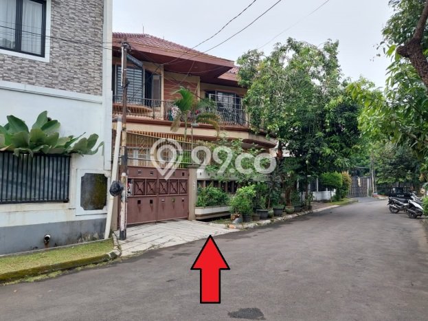 Kesempatan Memiliki Properti di Villa Melati Mas, Dekat Kawasan Komersial, Tangerang Selatan - 4 Kamar Tidur Kesempatan Memiliki Properti di Villa Melati Mas, Dekat Kawasan Komersial, Tangerang Selatan - 4 Kamar Tidur