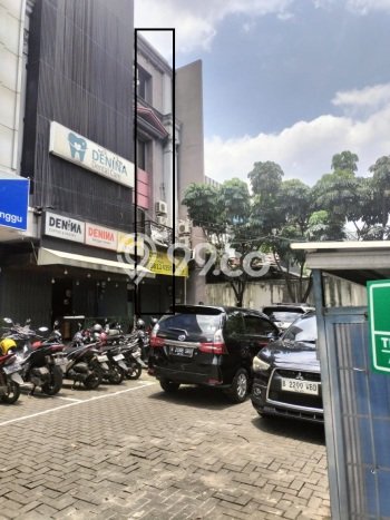 Ruko di Pasar Minggu, Luas 300m2m², Lokasi Berkembang Ruko di Pasar Minggu, Luas 300m2m², Lokasi Berkembang