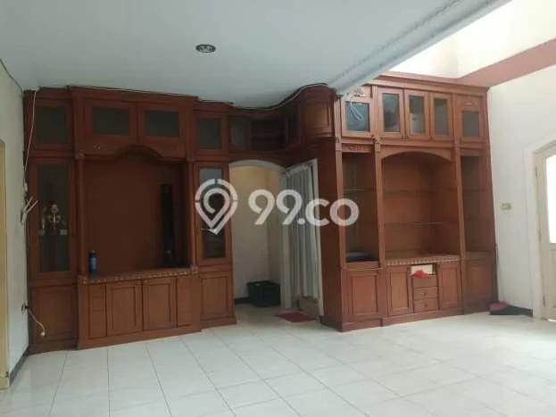 Dijual Rumah Strategis Bagus Punya 4 KT di Karawaci Tangerang SHM Dijual Rumah Strategis Bagus Punya 4 KT di Karawaci Tangerang SHM