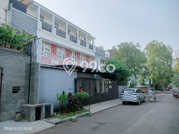 Jual Rumah Mewah Elegan Dengan View Eksklusif di Pondok Indah, Jakarta Selatan Jual Rumah Mewah Elegan Dengan View Eksklusif di Pondok Indah, Jakarta Selatan