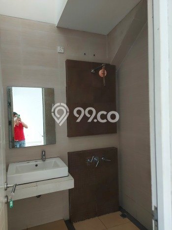 Rumah di Duta Garden, 3 KM, Akses Mudah Pusat Kota, Luas 153m² Bangunan 200m² Rumah di Duta Garden, 3 KM, Akses Mudah Pusat Kota, Luas 153m² Bangunan 200m²
