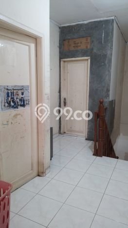 KESEMPATAN EMAS! Rumah di Duta Garden, Tangerang, Luas 102m² Bangunan 42m² KESEMPATAN EMAS! Rumah di Duta Garden, Tangerang, Luas 102m² Bangunan 42m²