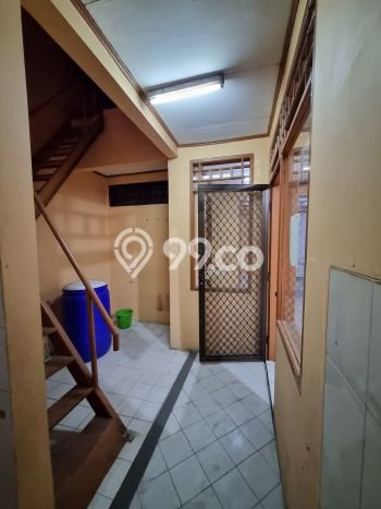 Rumah Luas Asri 4 KT Siap Pakai di Duta Garden Tangerang Rumah Luas Asri 4 KT Siap Pakai di Duta Garden Tangerang