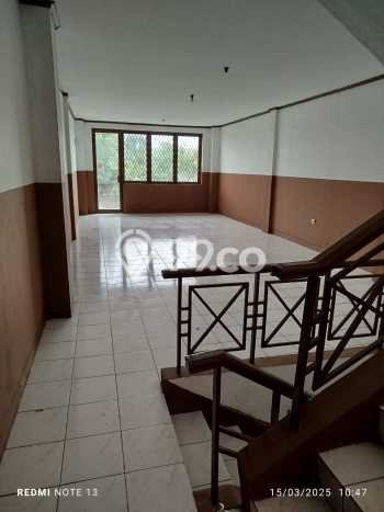 Ruko Dijual di Jakarta Barat LT 72m2 & LB 72m2 Lokasi Terbaik! Ruko Dijual di Jakarta Barat LT 72m2 & LB 72m2 Lokasi Terbaik!