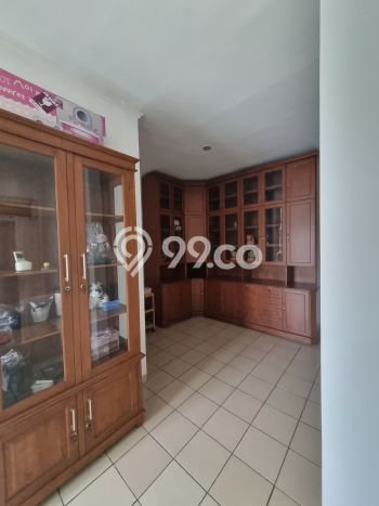 Jual Rumah Mewah Megah Dengan View Eksklusif di Duta Garden, Tangerang Jual Rumah Mewah Megah Dengan View Eksklusif di Duta Garden, Tangerang
