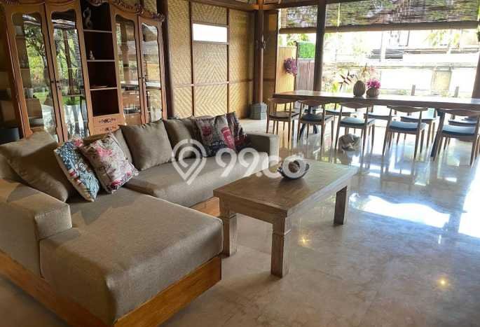 Vila Kawasan , Dimensi 1780m2m², Ideal untuk berbagai keperluan Vila Kawasan , Dimensi 1780m2m², Ideal untuk berbagai keperluan