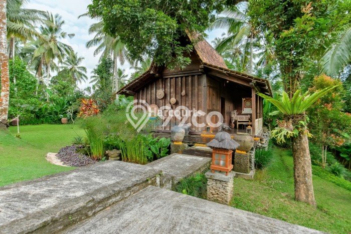 Miliki sekarang Vila di Ubud, Luas 3730m2m², Akses ke transportasi Miliki sekarang Vila di Ubud, Luas 3730m2m², Akses ke transportasi