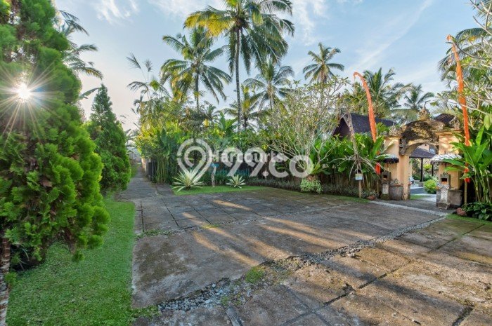 Miliki sekarang Vila di Ubud, Luas 3730m2m², Akses ke transportasi Miliki sekarang Vila di Ubud, Luas 3730m2m², Akses ke transportasi