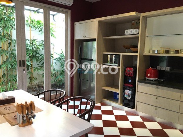 INVESTASI POTENSIAL! Vila Kawasan , Area 740m2m², Lokasi Strategis INVESTASI POTENSIAL! Vila Kawasan , Area 740m2m², Lokasi Strategis