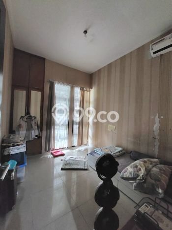 Hunian Elit LB 200m2 Siap Pakai Desain Elegan di Bintaro, Tangerang Selatan Hunian Elit LB 200m2 Siap Pakai Desain Elegan di Bintaro, Tangerang Selatan