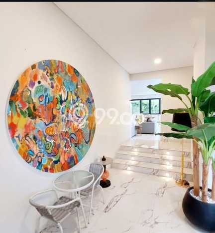 Hunian Elit LB 320m2 Siap Huni Desain Elegan di Bintaro, Tangerang Selatan Hunian Elit LB 320m2 Siap Huni Desain Elegan di Bintaro, Tangerang Selatan