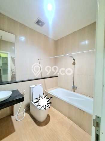 Hunian Mewah LB 200m2 Siap Huni Desain Elegan di Bintaro, Tangerang Selatan Hunian Mewah LB 200m2 Siap Huni Desain Elegan di Bintaro, Tangerang Selatan