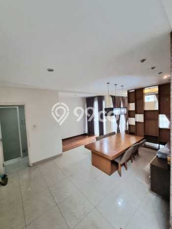 Rumah di Sektor 7-Bintaro, LT 204m², LB 250m² Rumah di Sektor 7-Bintaro, LT 204m², LB 250m²