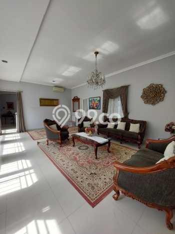 Rumah 7 KT 7 KM Fully Furnished di Bintaro, Dekat Supermarket, Tangerang Selatan Rumah 7 KT 7 KM Fully Furnished di Bintaro, Dekat Supermarket, Tangerang Selatan