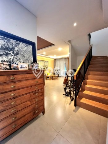 HUNIAN BERKELAS! Rumah Premium Sektor 9-Bintaro, Tangerang Selatan, Luas Tanah 135m² Luas Bangunan 180m² HUNIAN BERKELAS! Rumah Premium Sektor 9-Bintaro, Tangerang Selatan, Luas Tanah 135m² Luas Bangunan 180m²
