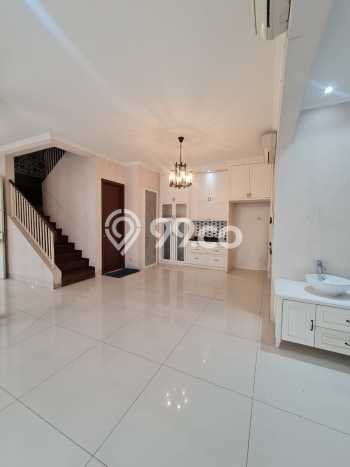 Rumah Modern 3 Kamar Siap Huni di Bintaro, Dekat Sekolah, Tangerang Selatan Rumah Modern 3 Kamar Siap Huni di Bintaro, Dekat Sekolah, Tangerang Selatan