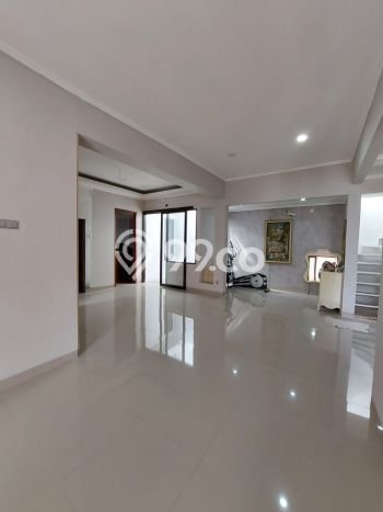 Rumah LT 144m² / LB 150m² Cluster Exclusive di Sektor 9-Bintaro, Tangerang Selatan Rumah LT 144m² / LB 150m² Cluster Exclusive di Sektor 9-Bintaro, Tangerang Selatan
