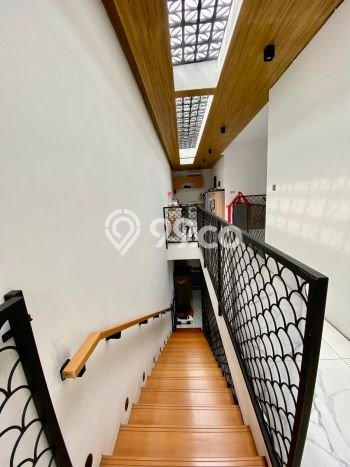 Rumah 3 KT 3 KM di Area Premium Bintaro, Tangerang Selatan Rumah 3 KT 3 KM di Area Premium Bintaro, Tangerang Selatan