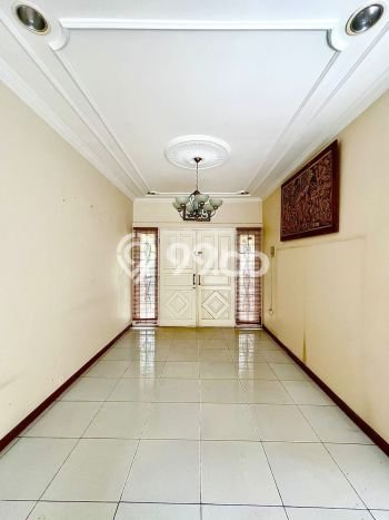 Rumah 4 KT 4 KM di Kawasan Bintaro, Tangerang Selatan Rumah 4 KT 4 KM di Kawasan Bintaro, Tangerang Selatan
