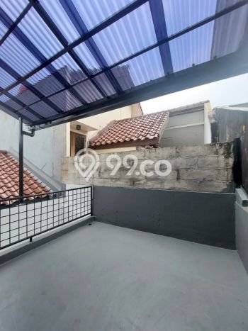 For Sale Hunian Rumah Nyaman 3 Kamar di Bintaro, Tangerang Selatan For Sale Hunian Rumah Nyaman 3 Kamar di Bintaro, Tangerang Selatan
