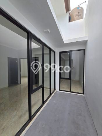 Rumah 4 Kamar Harga Terjangkau di Sektor 9-Bintaro, Tangerang Selatan Rumah 4 Kamar Harga Terjangkau di Sektor 9-Bintaro, Tangerang Selatan