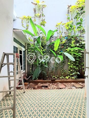 Jual Rumah 3 KT di Ciputat, Tangerang Selatan - LT 127m² Jual Rumah 3 KT di Ciputat, Tangerang Selatan - LT 127m²