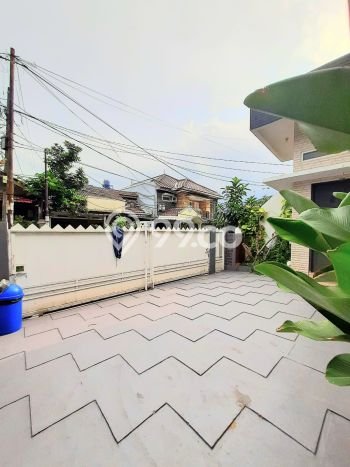 Jual Rumah 3 KT di Ciputat, Tangerang Selatan - LT 127m² Jual Rumah 3 KT di Ciputat, Tangerang Selatan - LT 127m²