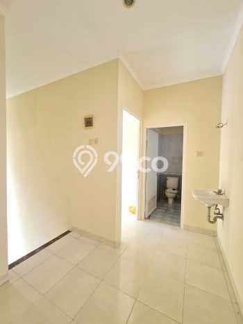 Dijual Rumah Luas Elegan Dengan View Eksklusif di Bintaro, Tangerang Selatan Dijual Rumah Luas Elegan Dengan View Eksklusif di Bintaro, Tangerang Selatan