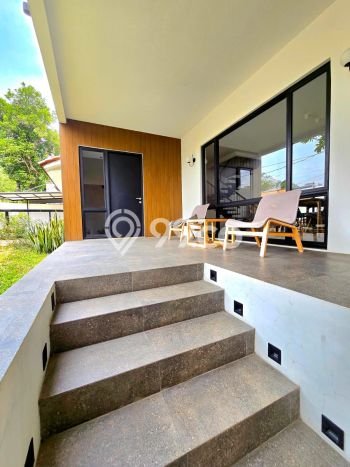 Rumah Mewah LB 268m2 Siap Pakai Desain Elegan di Cipete, Jakarta Selatan Rumah Mewah LB 268m2 Siap Pakai Desain Elegan di Cipete, Jakarta Selatan