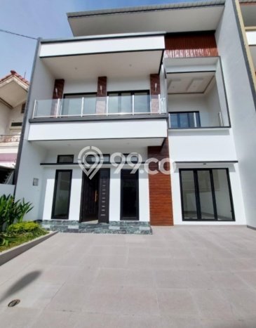 Ready to Use! Premium House LT 180m2 Desain Modern di BSD City Ready to Use! Premium House LT 180m2 Desain Modern di BSD City