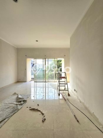 HUNIAN EKSKLUSIF! Rumah di Bintaro, 4 KT, Design Minimalis, LT 204m² Bangunan 213m² HUNIAN EKSKLUSIF! Rumah di Bintaro, 4 KT, Design Minimalis, LT 204m² Bangunan 213m²