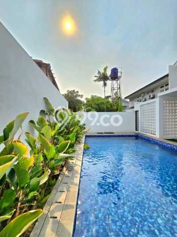 Rumah Mewah LB 268m2 Siap Pakai Desain Elegan di Cipete, Jakarta Selatan Rumah Mewah LB 268m2 Siap Pakai Desain Elegan di Cipete, Jakarta Selatan
