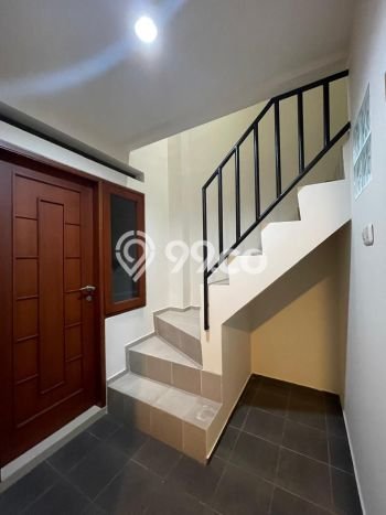 SPECIAL LISTING! Rumah area Bintaro, 5 KM, Dekat Pusat Kota, LT 350m² LB 500m² SPECIAL LISTING! Rumah area Bintaro, 5 KM, Dekat Pusat Kota, LT 350m² LB 500m²
