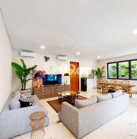 Hunian Elit LB 320m2 Siap Huni Desain Elegan di Bintaro, Tangerang Selatan Hunian Elit LB 320m2 Siap Huni Desain Elegan di Bintaro, Tangerang Selatan