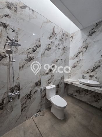 Dijual Rumah Mewah Megah Dengan View Cantik di Bintaro, Tangerang Selatan Dijual Rumah Mewah Megah Dengan View Cantik di Bintaro, Tangerang Selatan