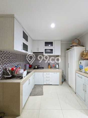 Rumah Mewah LB 400m2 Siap Huni Desain Elegan di Bintaro, Tangerang Selatan Rumah Mewah LB 400m2 Siap Huni Desain Elegan di Bintaro, Tangerang Selatan