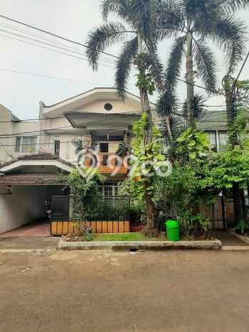 Hunian Mewah LB 250m2 Siap Huni Desain Elegan di Bintaro, Tangerang Selatan Hunian Mewah LB 250m2 Siap Huni Desain Elegan di Bintaro, Tangerang Selatan