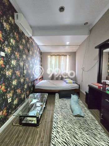 DIJUAL CEPAT! Rumah area Petukangan, Jakarta Selatan, Luas 200m² LB 120m² BISA KPR! DIJUAL CEPAT! Rumah area Petukangan, Jakarta Selatan, Luas 200m² LB 120m² BISA KPR!