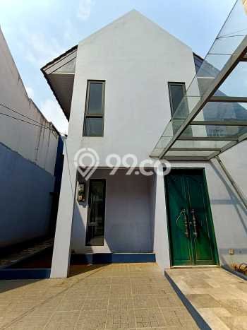 Rumah Elit Modern Siap Huni di Bintaro Tangerang Selatan Rumah Elit Modern Siap Huni di Bintaro Tangerang Selatan