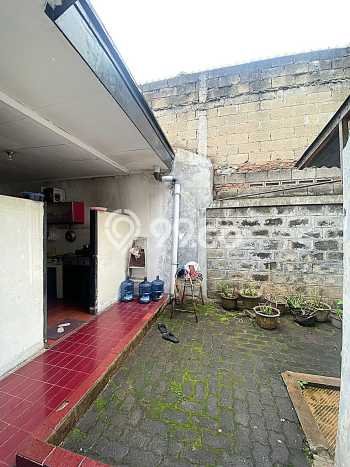 Ready to Use! Luxury House LT 180m2 Desain Modern di Bintaro Ready to Use! Luxury House LT 180m2 Desain Modern di Bintaro