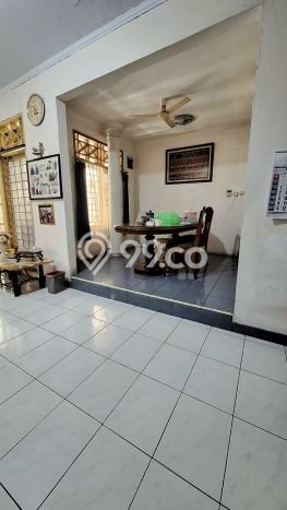 Jual Rumah Luas Elegan Dengan View Eksklusif di Bintaro, Jakarta Selatan Jual Rumah Luas Elegan Dengan View Eksklusif di Bintaro, Jakarta Selatan