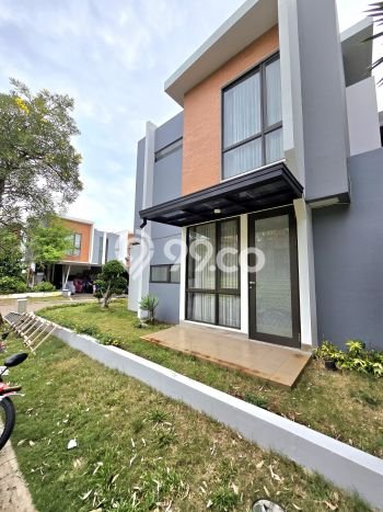 Rumah di Bintaro, Akses ke Stasiun, 2 KM, Luas 120m² LB 111m² Rumah di Bintaro, Akses ke Stasiun, 2 KM, Luas 120m² LB 111m²