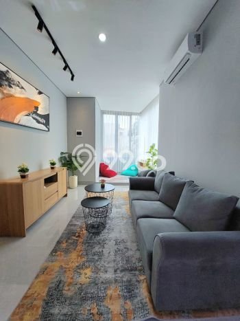 Rumah Luxury Modern Tanpa Renovasi di BSD City Tangerang Rumah Luxury Modern Tanpa Renovasi di BSD City Tangerang