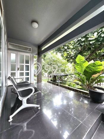 HARGA SPECIAL! Rumah Asri area Bintaro, Tangerang Selatan, Luas 250m² LB 200m² BISA KPR! HARGA SPECIAL! Rumah Asri area Bintaro, Tangerang Selatan, Luas 250m² LB 200m² BISA KPR!