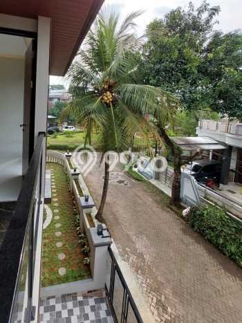 Siap Huni Hunian Elit 4 Kamar di BSD Dekat ke Mana Pun Siap Huni Hunian Elit 4 Kamar di BSD Dekat ke Mana Pun